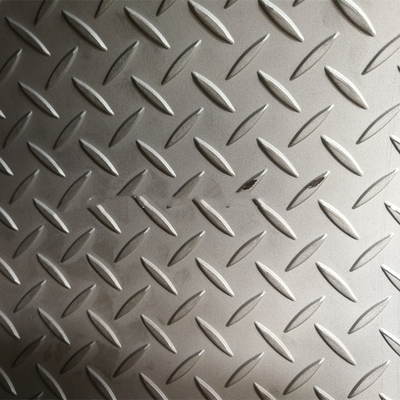 SUS304 Gray Metal Stainless Steel Plates avec Diamond Pattern Garden Decoration