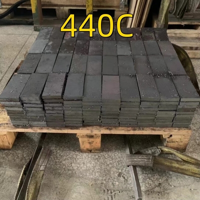 SUS440C Barre plate en acier inoxydable Taille 30 mm X 115 X 2 METRE laminée à chaud 9Cr18Mo 440C