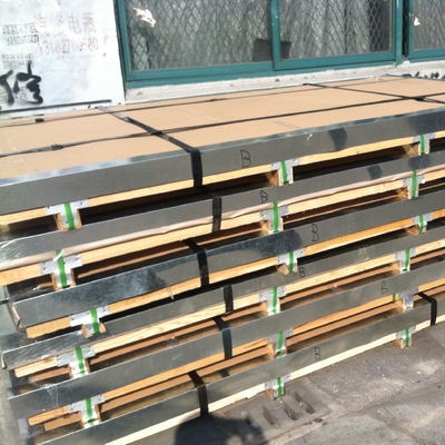 DIN1.4404 Plaque d'acier inoxydable AISI 316L standard laminée à chaud 40*3100*8900MM Certification SGS