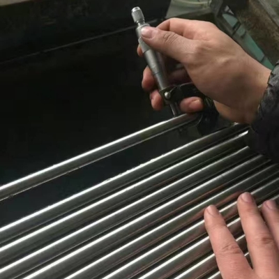 1.4301 SUS304 Barre en acier inoxydable ronde de 6 mm ASTM A276 Aisi 304 TP304 laminée à chaud