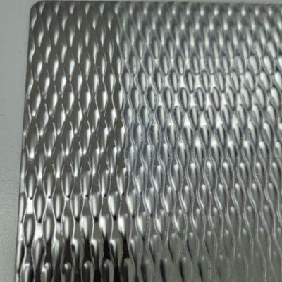 201 304 316L Grain de miroir en relief motif en acier inoxydable feuille décorative pour panneaux et revêtements