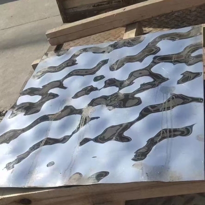 201 304 Plaque ondulée à l'eau métal argenté avec effet d'eau Taille 1220 X 3000 mm