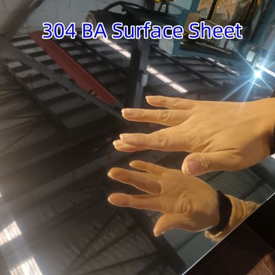 304 BA Surface du miroir DIN1.4301 Plaque métallique en acier inoxydable 0,6 mm 1220*2440 mm