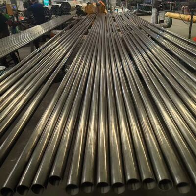 ASTM A269 TP304 AISI304 Pipe soudée en acier inoxydable utilisée pour la rampe de rampe d'escalier